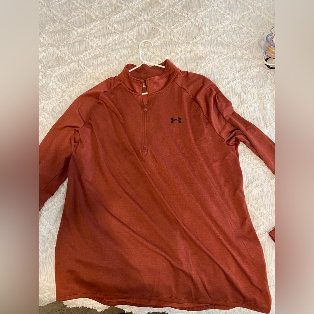 Under Armor Lightweight Pullover